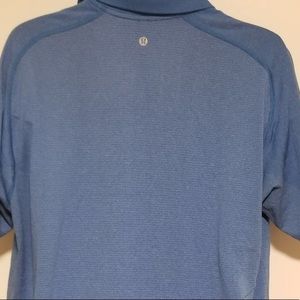 Lululemon men’s short sleeve shirt .